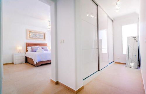 Casa Juana is a modern, luxury, exclusive, 6 bedroom villa. - Foto 20