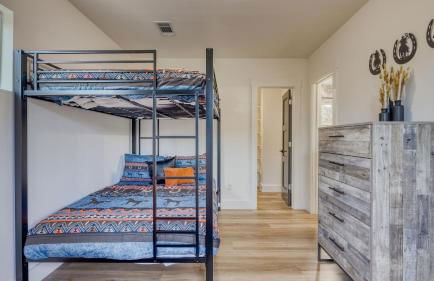 Pool, Hot Tub, Game Room, Fire Pit Luxe & Private 4bdr Maverick by Avantstay - Foto 73