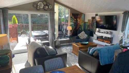 Jasmine Lodge, 2 bedroom with hot tub - Felmoor Park - Foto 5