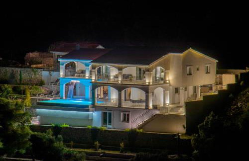Villa Christy - Photo 1