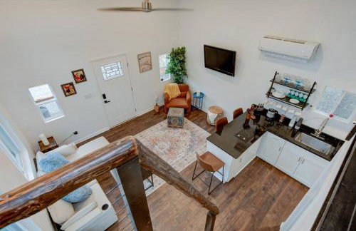 Sleeps 5-6 Near RRG-Hot Tub-Nice Sunrise-Quiet - Foto 16