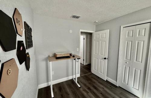 Relaxing 3BR Home Near Orlando Downtown & Parks - Foto 18