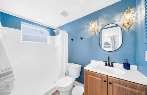 Palm Wave Stays - Designer's Stay - Sleeps 10 - Foto 14