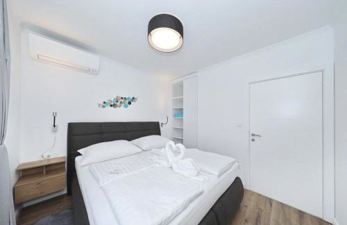 Villa Tin Apartments - Photo 14