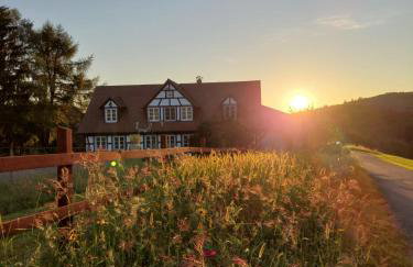 Fachwerkhaus mitten in der Natur - Foto 1