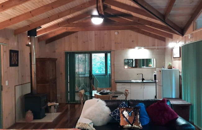 Treetops Accommodation Montville - Photo 25