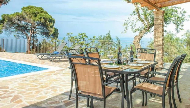 Villa Aloni in Koridallos - Foto 4, Habitación