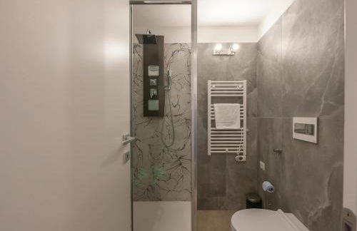 Alpine Retreat Bormio - With WIFI and Smart Tv - Photo 17