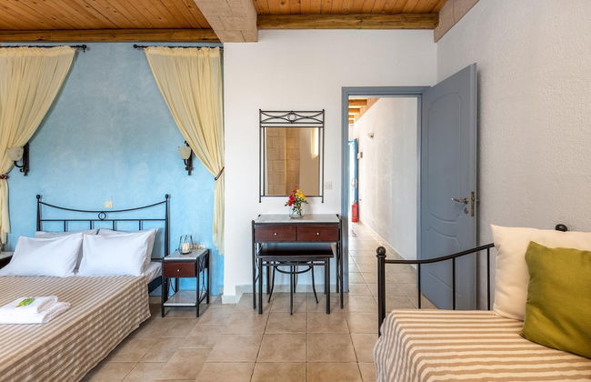 Agnanti Beach Studios - Photo 12