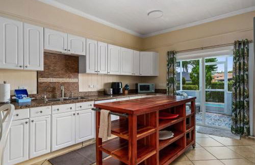 Large Heated Pool Family - 3500 sqft - Sleeps 17 - Foto 7