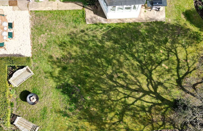 Newly Renovated Cottage 150m From Waterfront - Photo 39