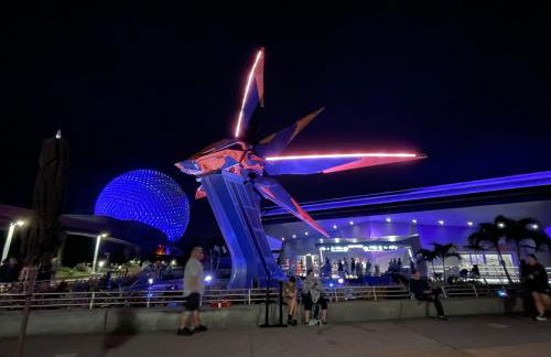 3 Bedroom Villa with Poolside Cinema and Games Room Close to theme Parks sleeps 6 - Photo 55