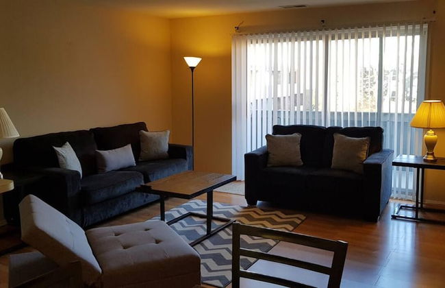 Amazing Clean Large Parking Long Term Avail - Foto 5