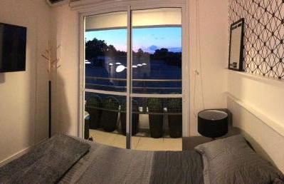 Flat 502 Granja Viana conforto e portaria 24h - Foto 12