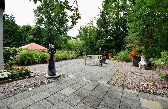 Luxury Holiday Home in the South of Limburg Province with Hot Tub, Sauna, Large Garden - Photo 31