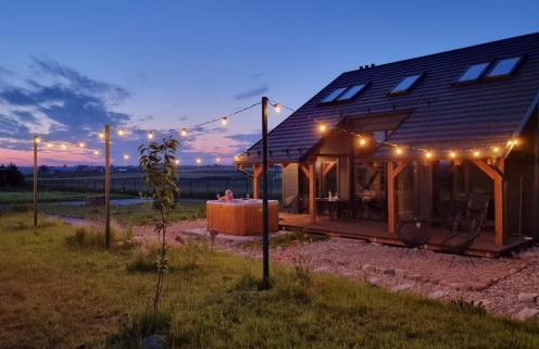 Osada Miłojeż - całoroczne Domy Premium w Borach Tucholskich, Jacuzzi pod gwiazdami - Foto 1