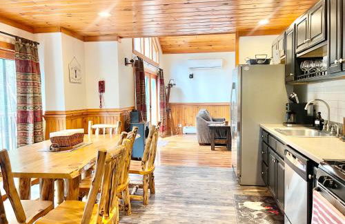 ADK Cabin with Hot Tub, Near Whiteface, Lake Placid, Fire Pit, Game Rm - Foto 7