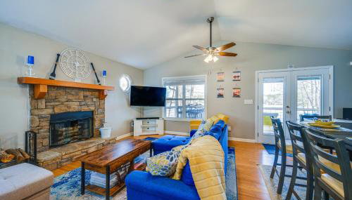 Lakefront Eatonton Getaway with Dock and Grill! - Foto 4