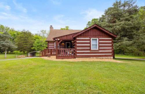 Riverfront Log Cabin Hot Tub, Mtn Views & Hottub - Foto 6