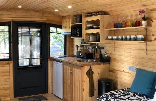 Roulotte Gîtes O bien-être massage Spa Séjour bien-être en hébergement insolite roulotte Karantez ou en gîtes Melon ou Yock à 800 m des plages - Foto 8