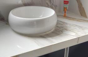 Casa grande com 3 suítes, piscina e área gourmet com churrasqueira - Foto 22