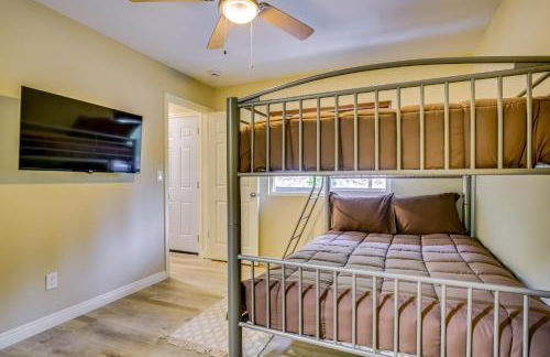 4 Mi to Lake Arrowhead Cabin with Grill and Deck! - Foto 21