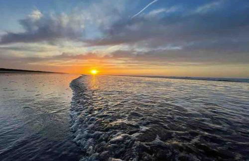 Pendine Sands Edith Villas - a luxury seaside home with beautiful sea views - Photo 55