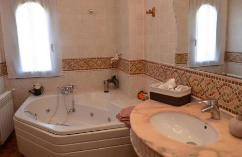 Villa Balneari Resort Casa Vacances Per Famílies Chalet Casa Rural - Foto 86