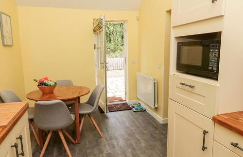 Kizzie Cottage - Photo 11