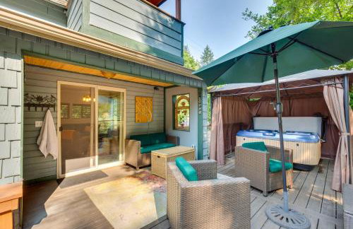 Historic Mapleton Cottage with River Views and Hot Tub - Foto 17