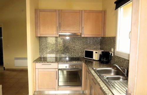 Villa in Les Forges with Golf & Pool Access - Foto 23