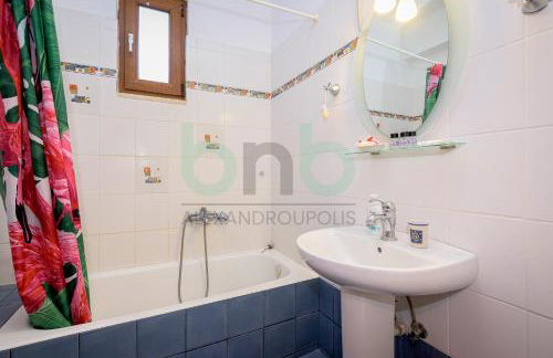 Thea Dikella - Foto 33