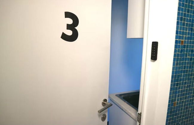 National Large City Apartments - Photo 7