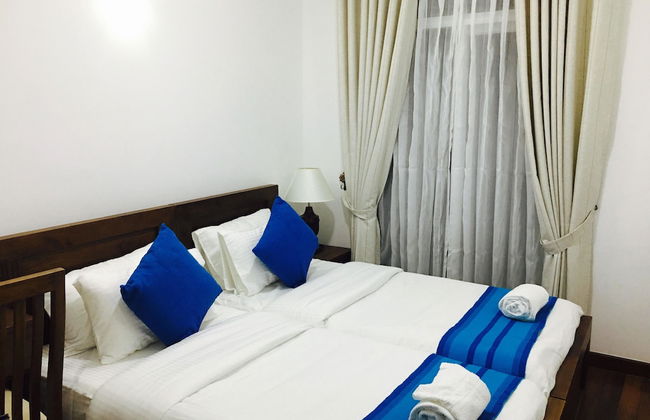 Grand View Apartments - Photo 3