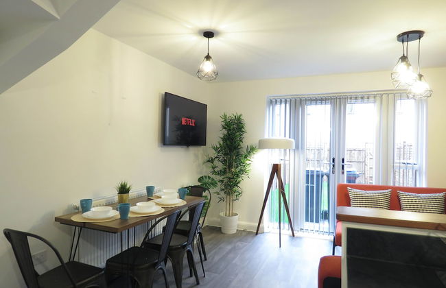 Tudors eSuites Birmingham Townhouse Private Garden Free Parking - Foto 17