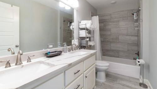 Bright Townhouse Downtown Lake Charles - Foto 4