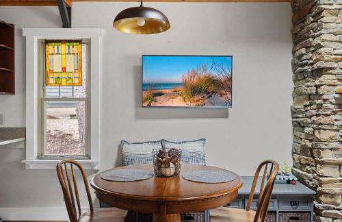 Meadow Pines by Juniper Holiday + Home - Photo 11