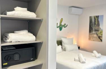 The Vibe Madeira Apartment 2 - Photo 8