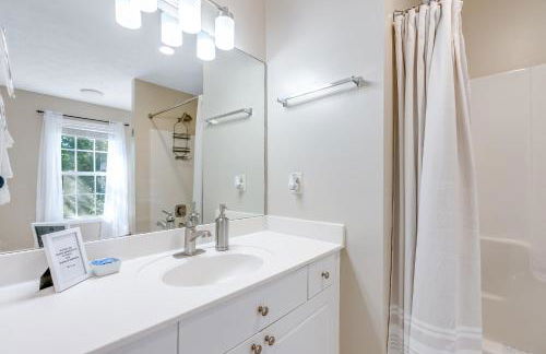 Seasonal Pool Access and Patio Auburn Getaway! - Foto 14