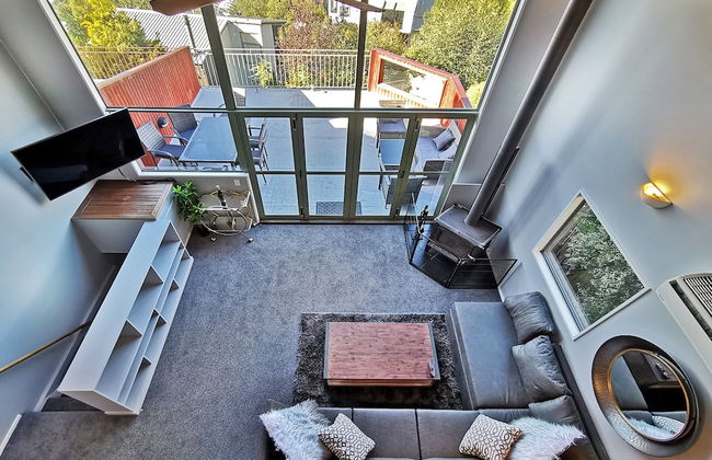 Mountain, lake, sun and this sensational home - Foto 9