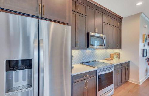 Riverfront Charm by Lucky Savannah - Foto 18