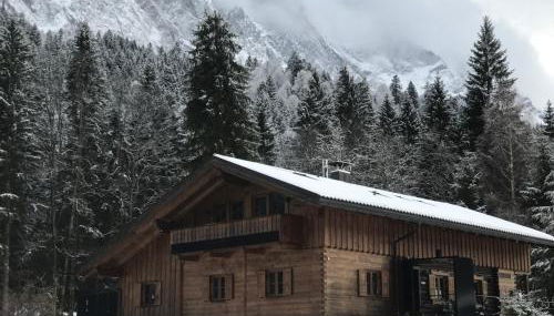 Chalet S - 5 Sterne Luxus Ferienhaus direkt am Eibsee und Zugspitze - Foto 5