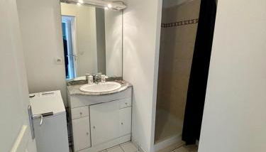 Confort, résidence sécurisée, garage ! - Foto 4