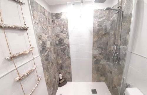 playa honda luxury - Photo 15