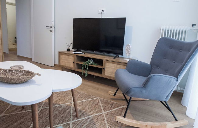 Fresh Urban Apt with Balcony in Zografou - Foto 18