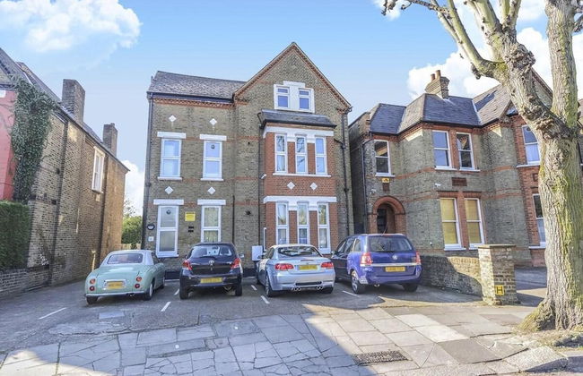 Spacious 2-bedroom Flat With 3 Beds in Ealing, W5 - Foto 10