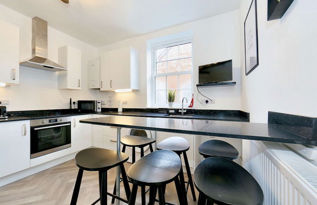 Host Stay Broad Street - Photo 1