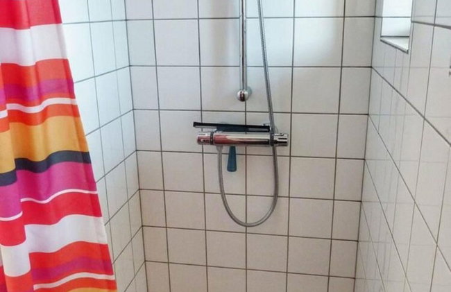 Nice Holiday Home Near Beach - Photo 10