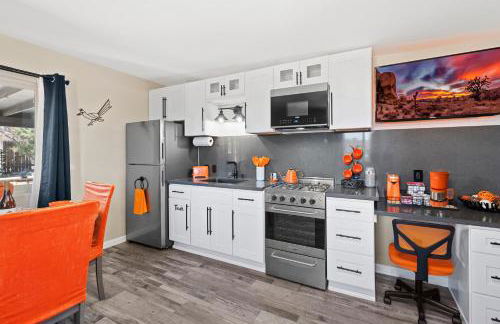 Desert Serenity in Yucca/Joshua Tree w/AC & Fire pit - Foto 5