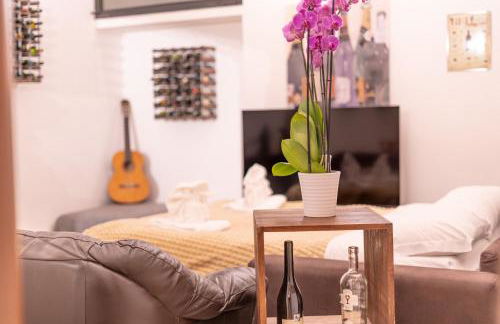 The Wine Cave - Via M Gioia, 47 - Huge Elegant 110 sqm Peaceful Retreat in Milan, 2 bedrooms, 8 minutes walking from Central Station, Milan - Foto 7